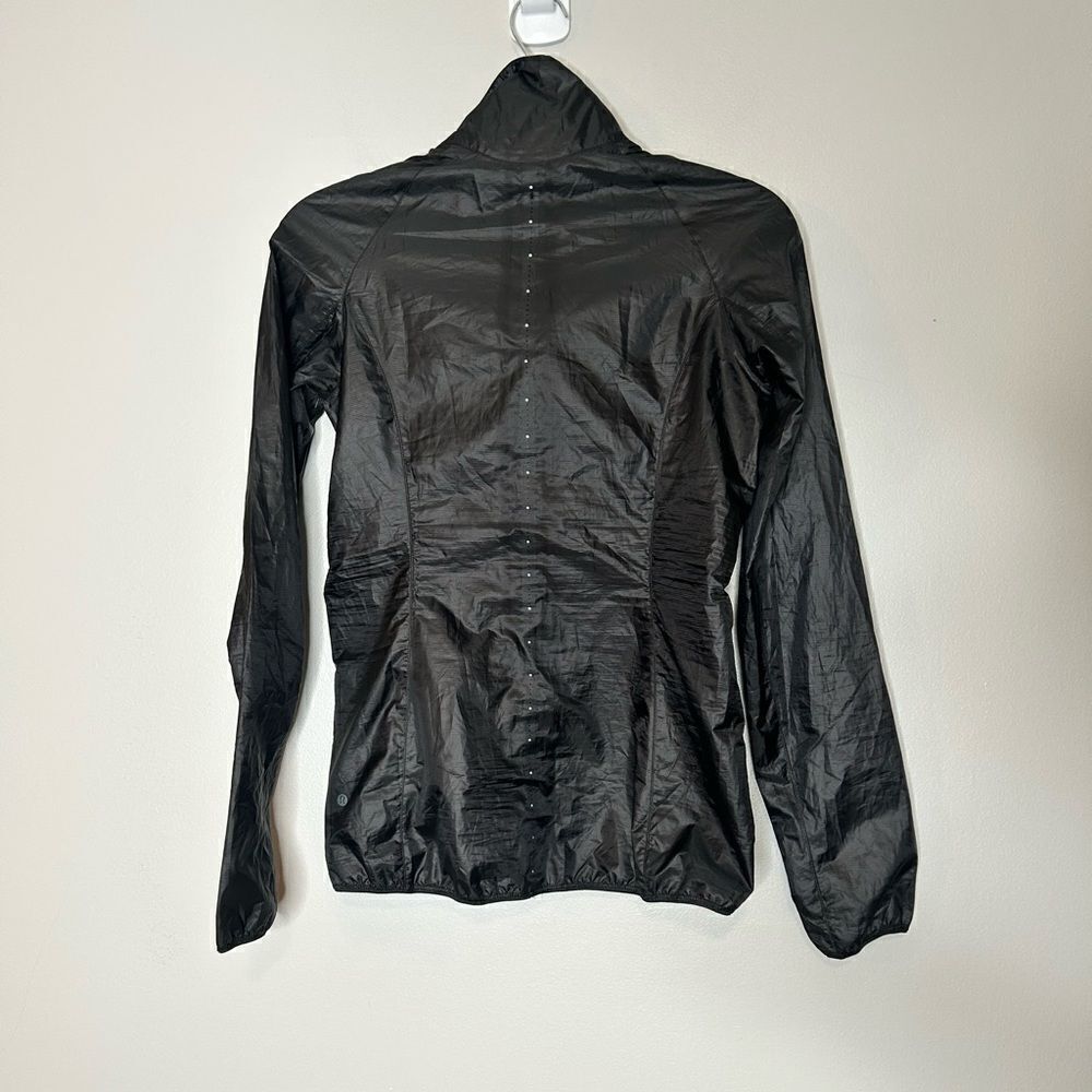 Lululemon Run With It Jacket - Picture 9 of 11
